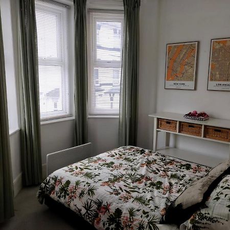 Entire Floor 2 Bedrooms On Westcliff Bournemouth Exterior foto